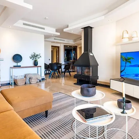 3br Penthouse With Private Pool アパート エステポナ