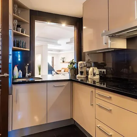 3br Penthouse With Private Pool * Estepona